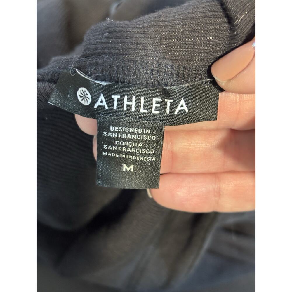 Athleta Presence Twist Sweatshirt Black Size Medium Long Sleeve Low Back Cropped - Picture 3 of 9